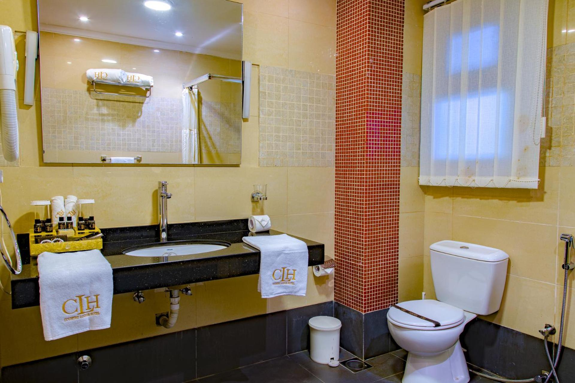 The Country Lodge Hotel Freetown Bagian luar foto